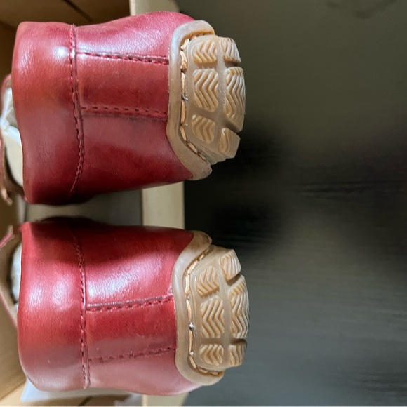 Clarks Leather Loafer - Picture 8 of 10